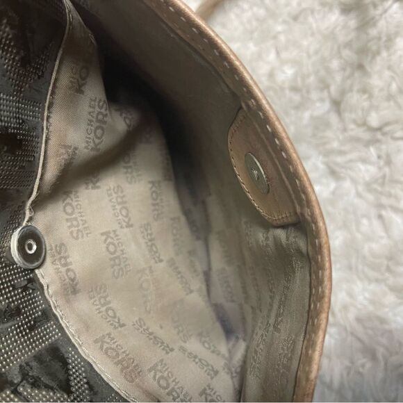 MICHAEL KORS  MIRROR METALLIC LOGO  metallic gold crossbody bag tan leather trim - Picture 12 of 16